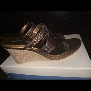 St. John’s Bay Raven Bronze Wedge Sandals Size 8